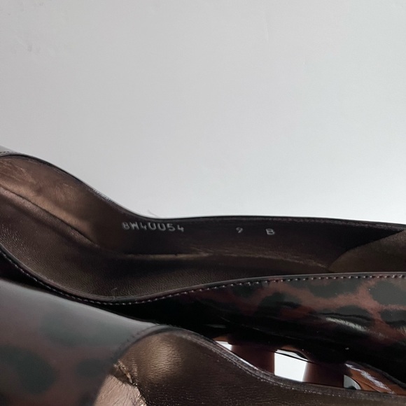 Stuart Weitzman Leopard Patent Leather Stiletto Pointy Toe Pumps - Picture 14 of 14